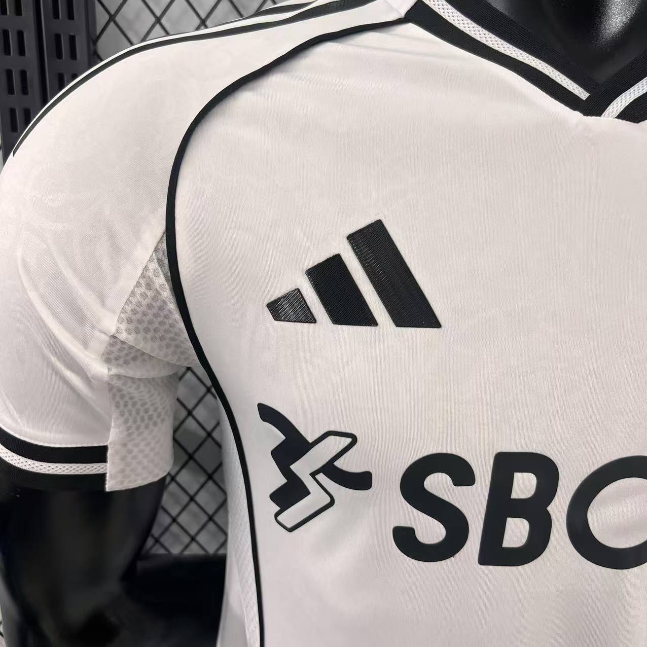 Fulham Home Kit 25/26 Player Version