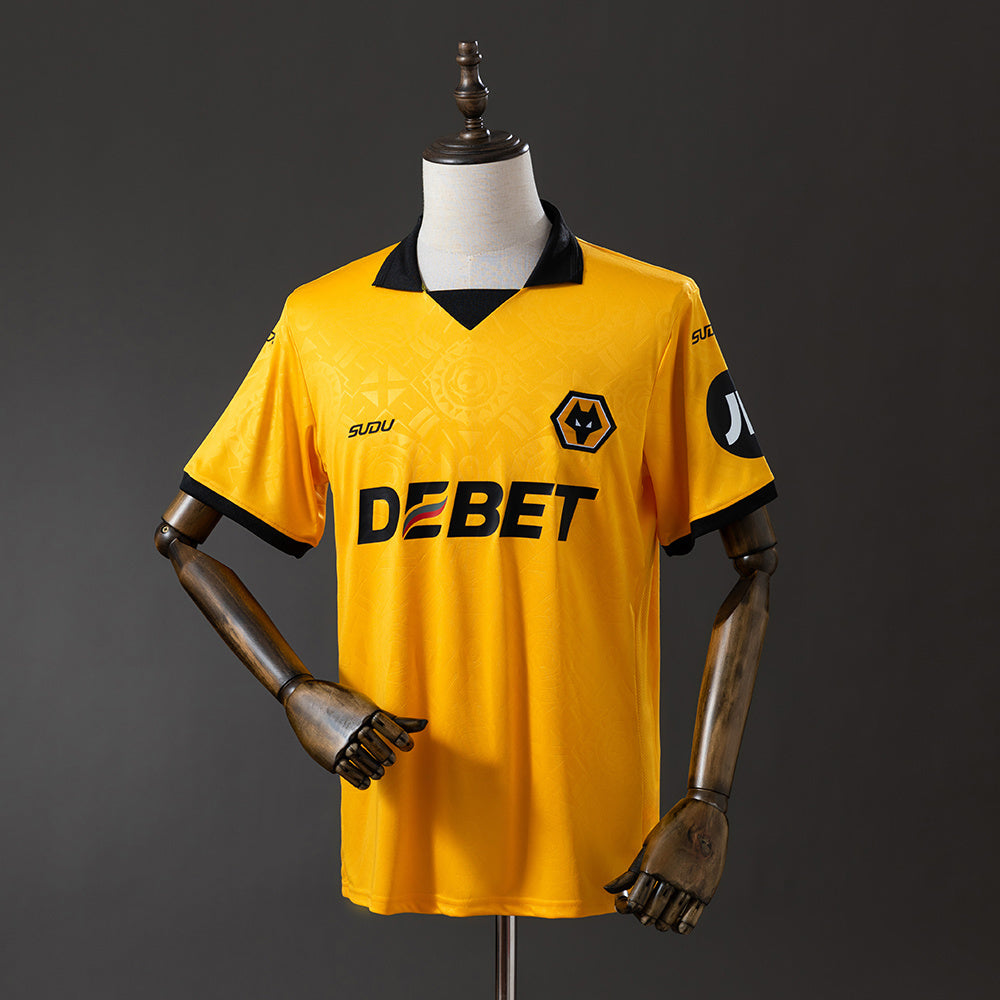 Wolves Home Kit 25/26 Fan Version