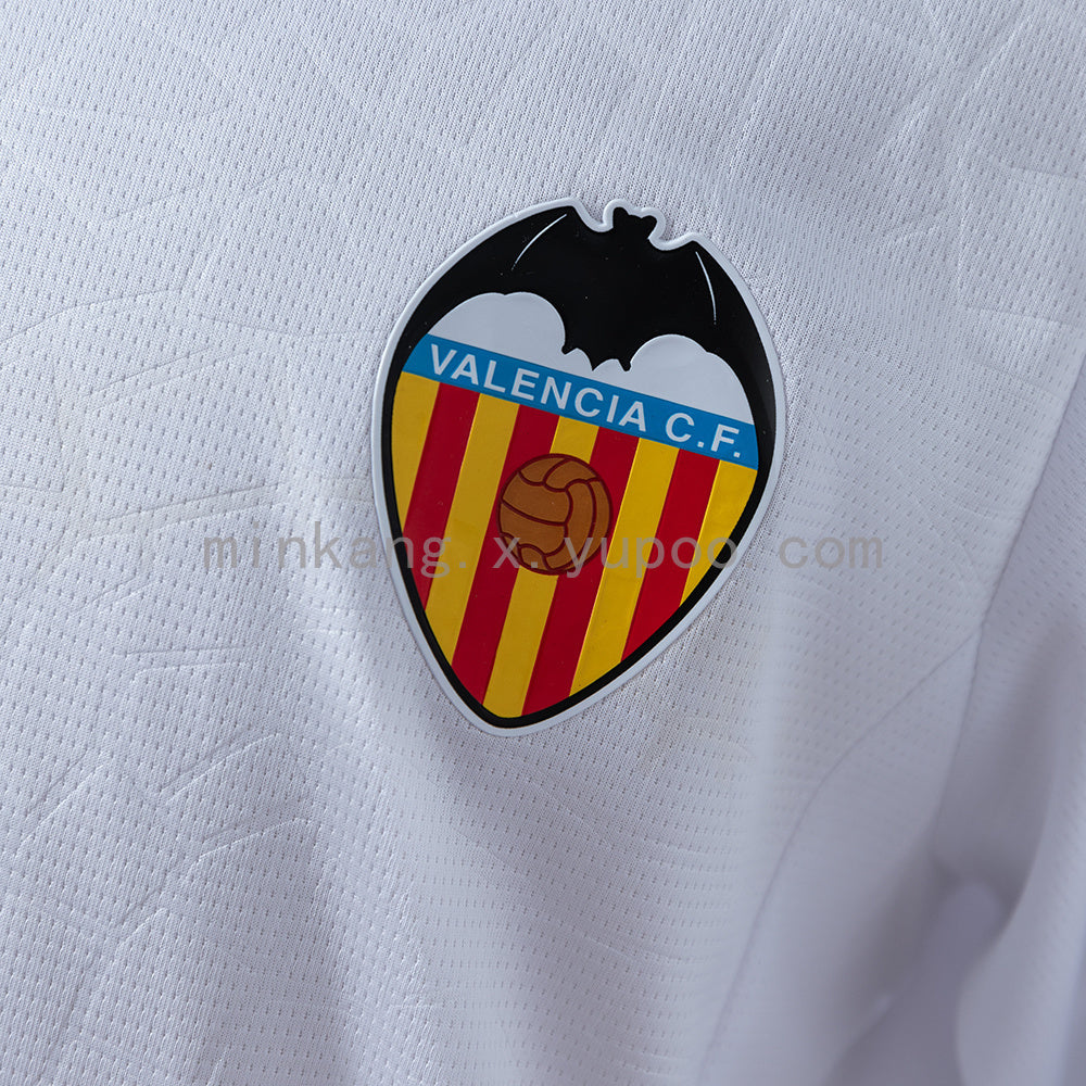 Valencia Home Kit 25/26 Fan Version
