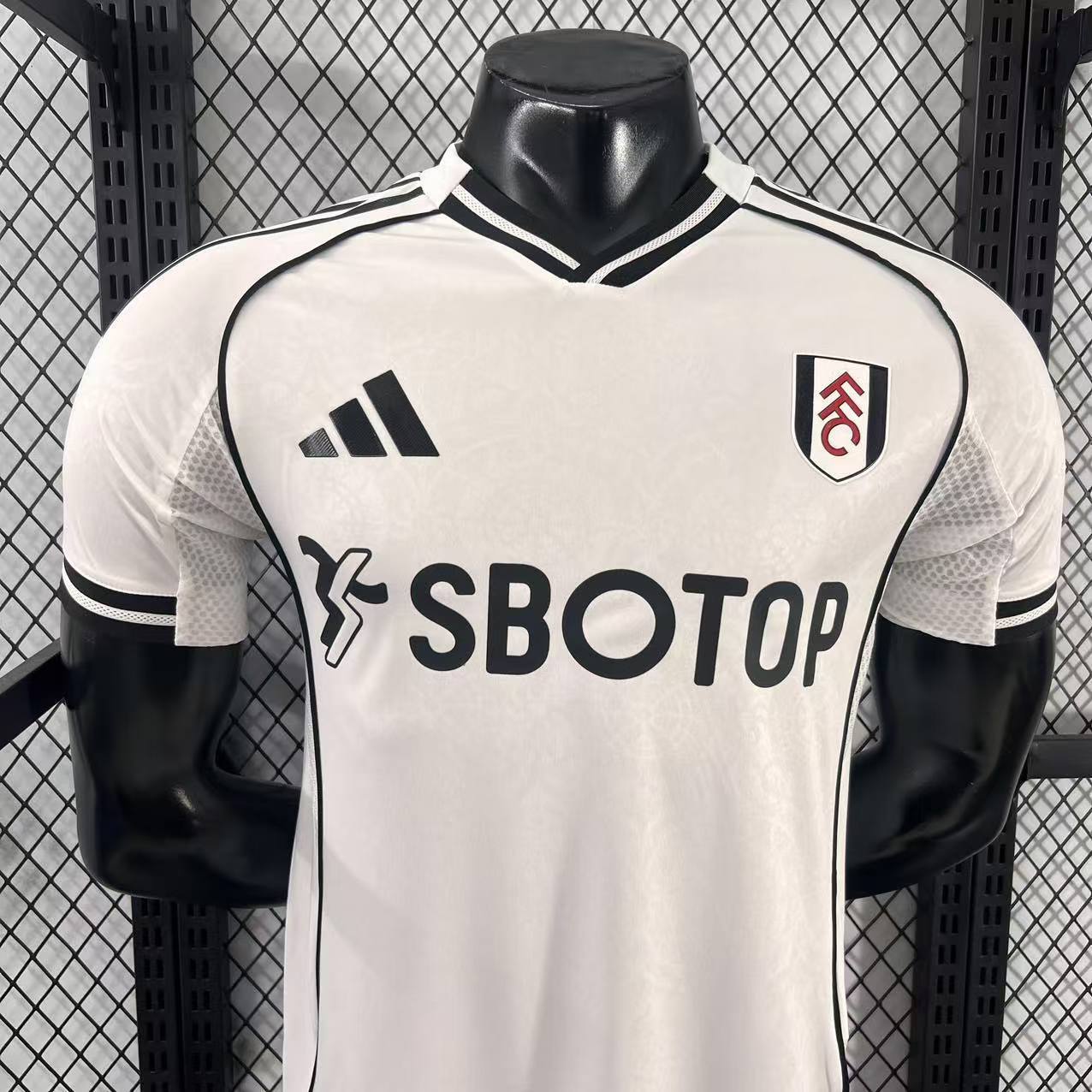 Fulham Home Kit 25/26 Player Version